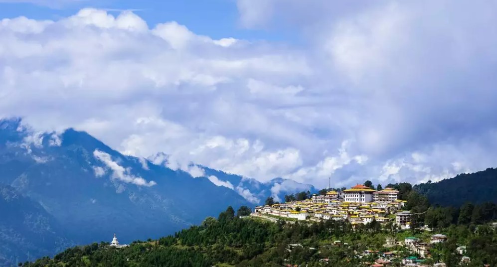 Less Known and Crowd free Places in India where you can have a calm Trip.