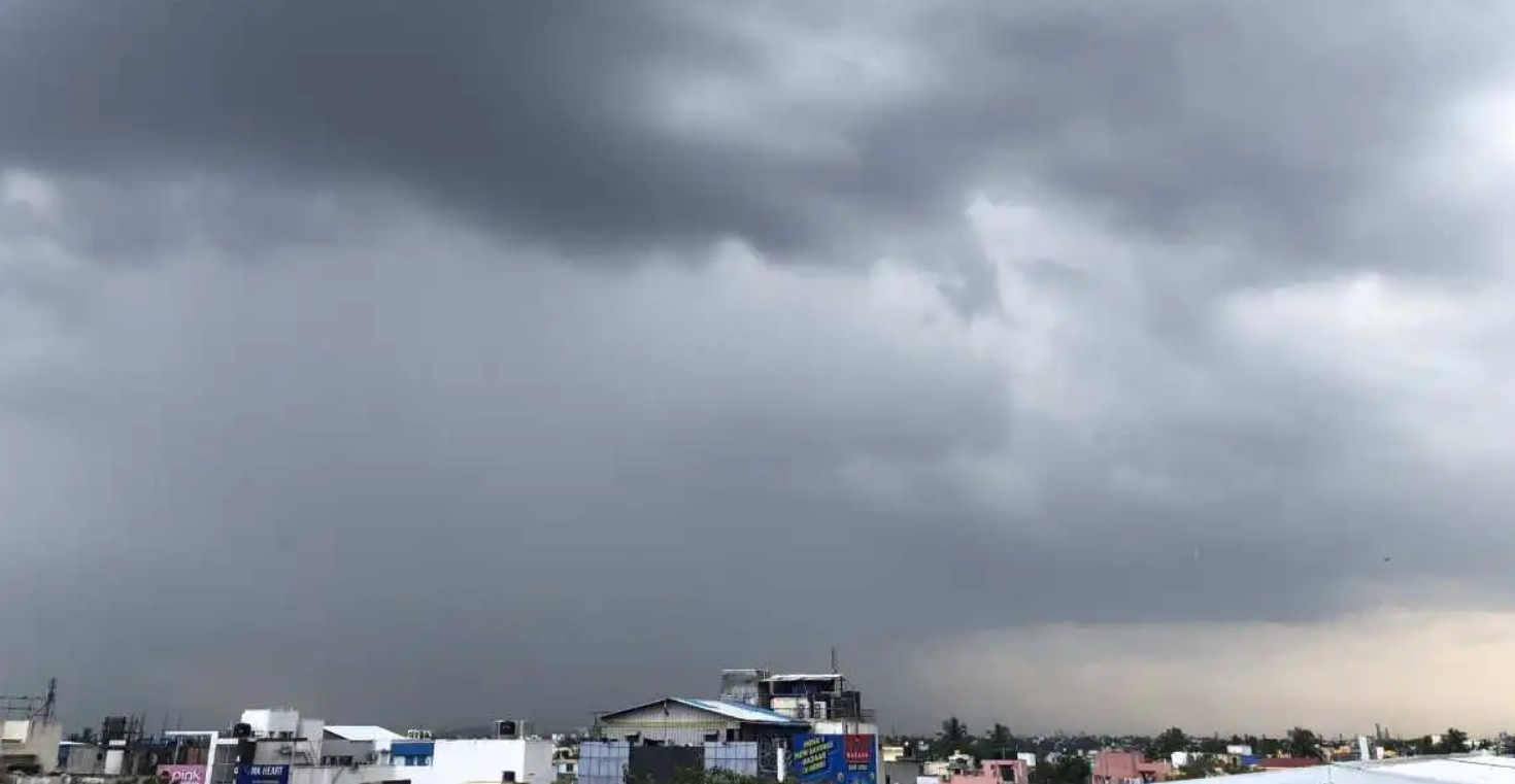 Tamil Nadu Weather Update- Heavy Rain in Chennai and Warnings for 5 Districts