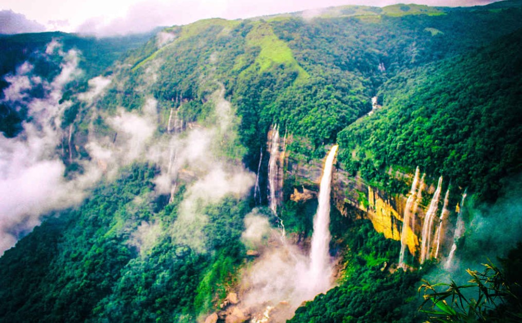 Meghalaya – A Heaven on Earth: A Complete Guide to This Beautiful Destination