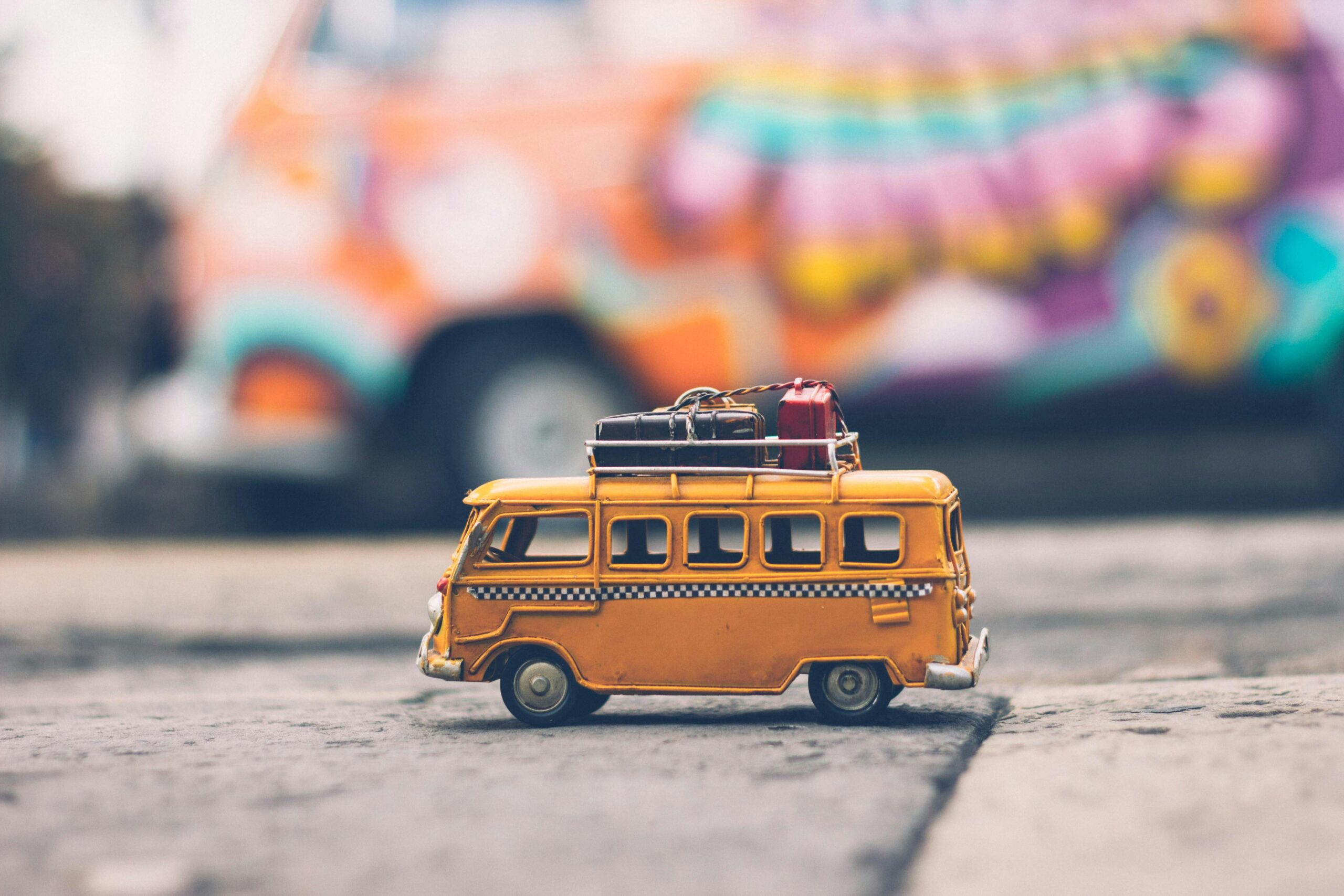 Travel The World-10 Things to take care of while travelling around the world.